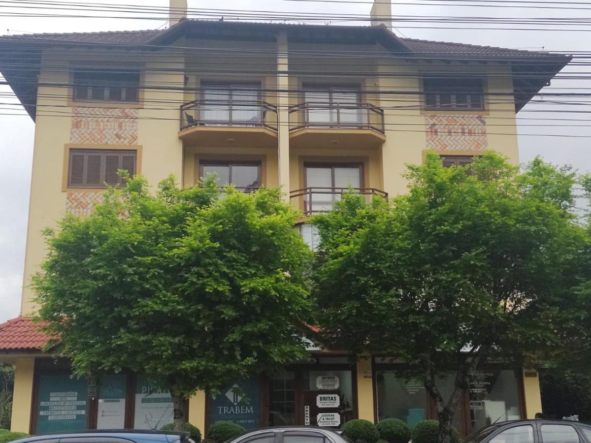 Ferienwohnung Apartamento Ensolarado No Centro De Gramado Exterior foto