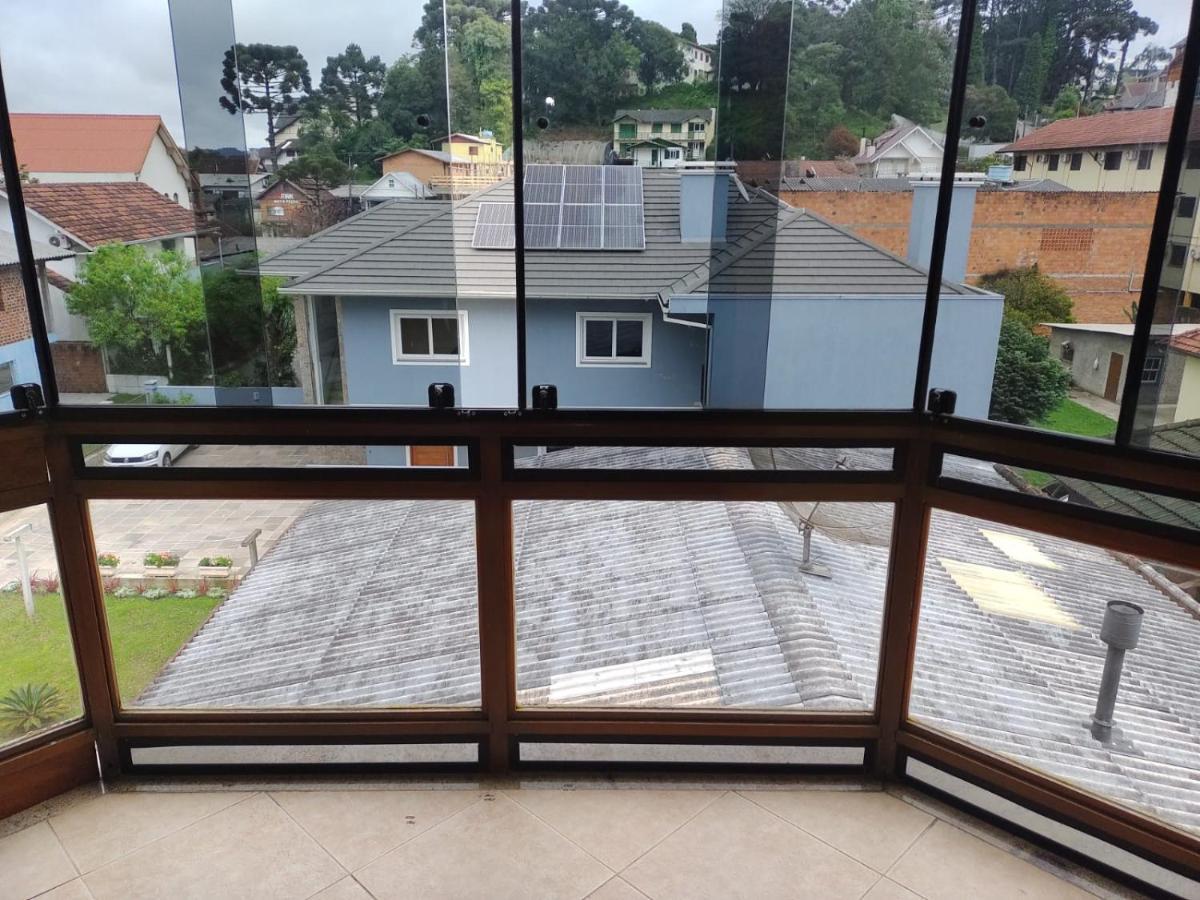 Ferienwohnung Apartamento Ensolarado No Centro De Gramado Exterior foto